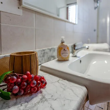 דירה Camy Wine House Con Giardino Vicino Stazione Ferroviaria