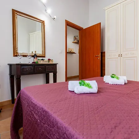 דירה Camy Wine House Con Giardino Vicino Stazione Ferroviaria *